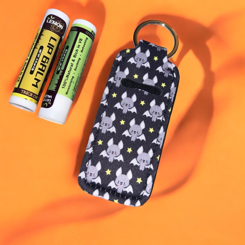 Unbranded Halloween Bat & Star Print Lip Balm Holder Keychain + 2 Lip Balm